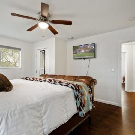 Experience Serenity In A 4Br3Ba Downtown Home San Antonio Exterior photo