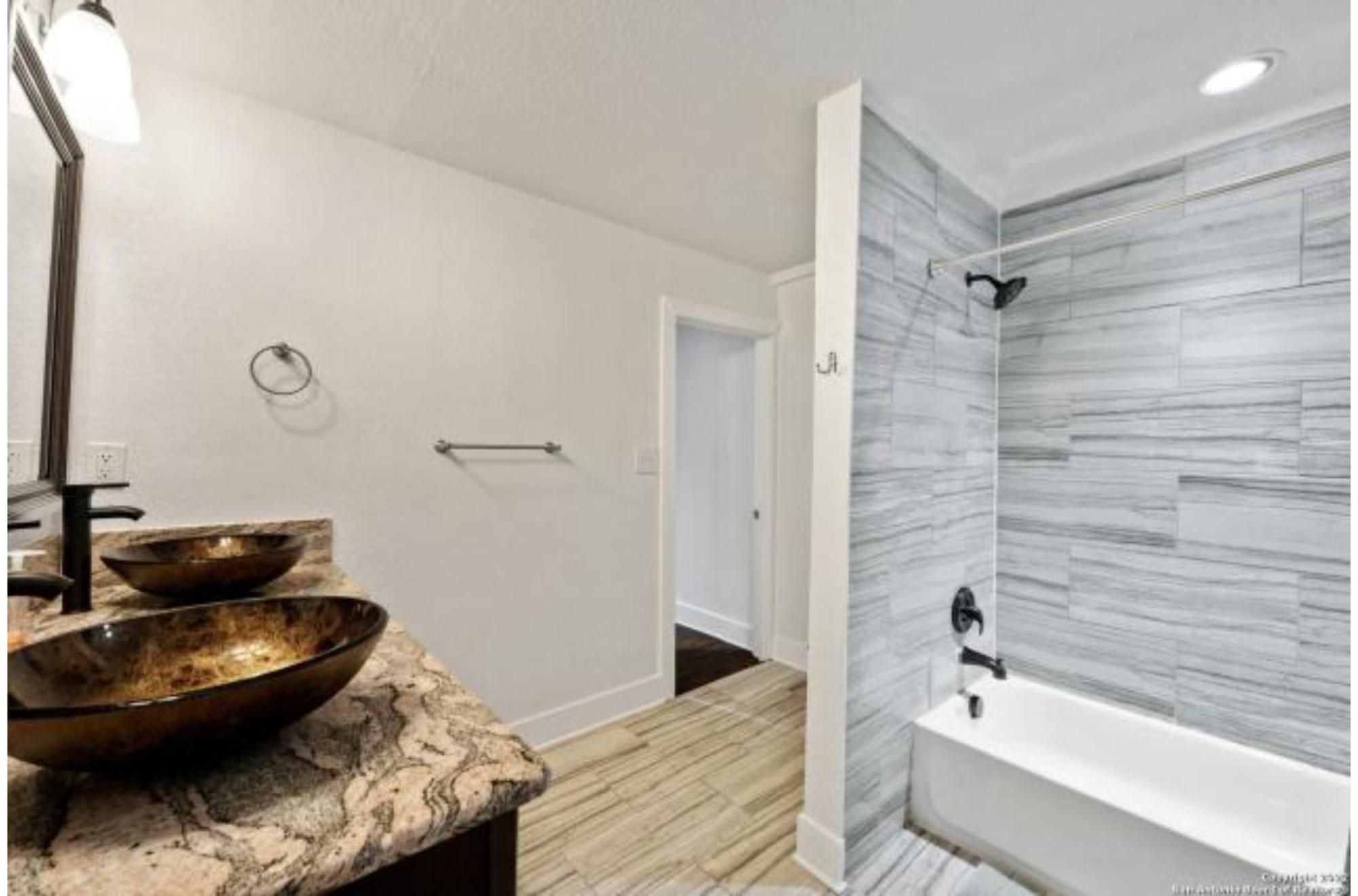 Experience Serenity In A 4Br3Ba Downtown Home San Antonio Exterior photo
